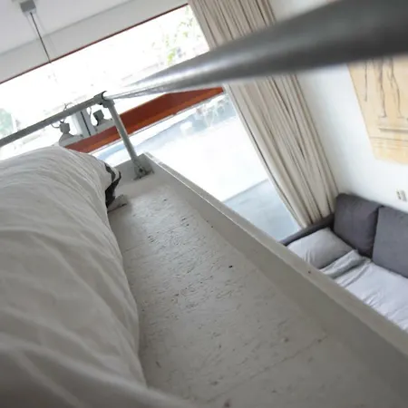 Kwatera prywatna City Centre Waterfront Studio Amsterdam